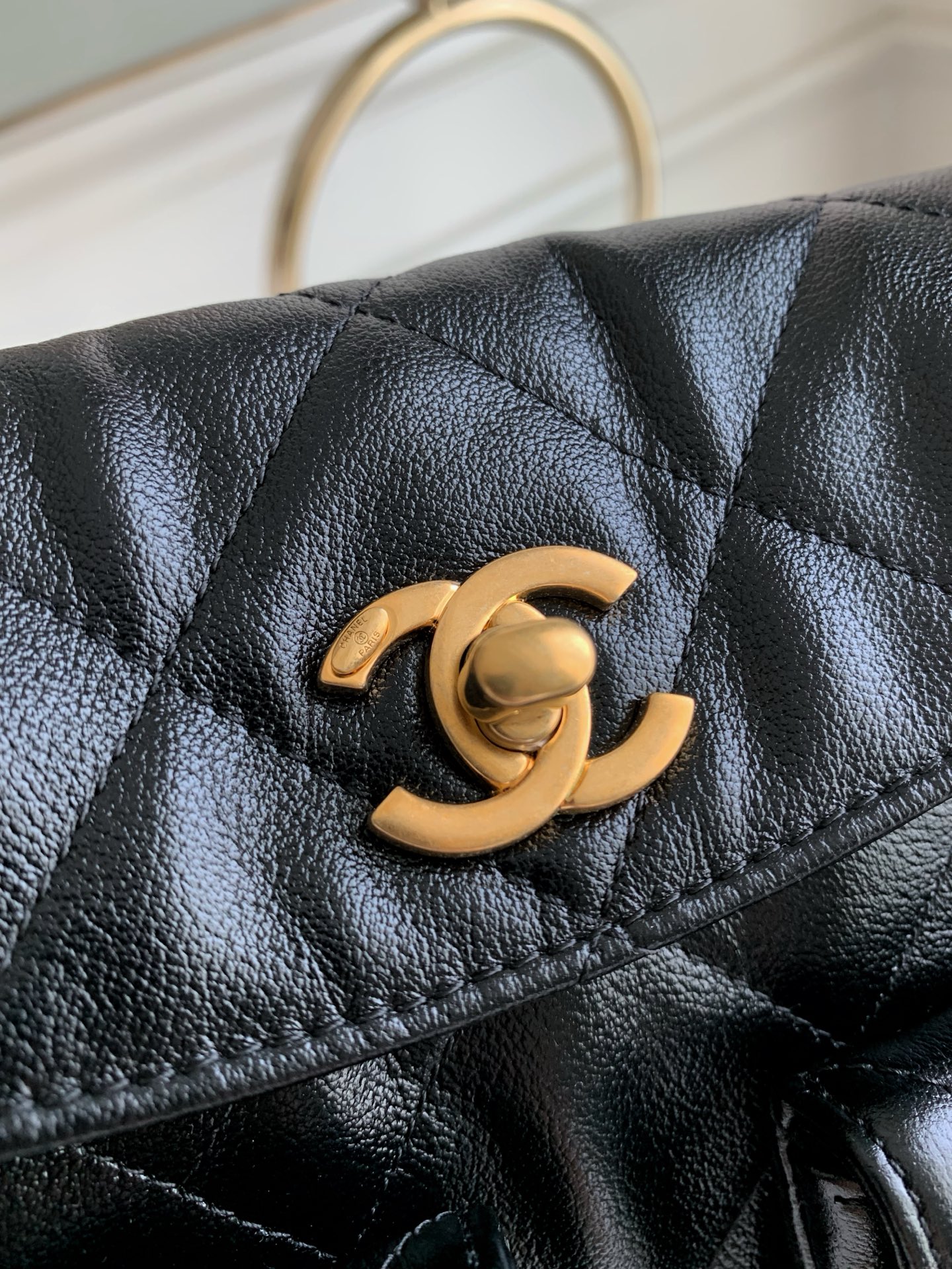 Chanel 24P Messenger Hobo Black 4