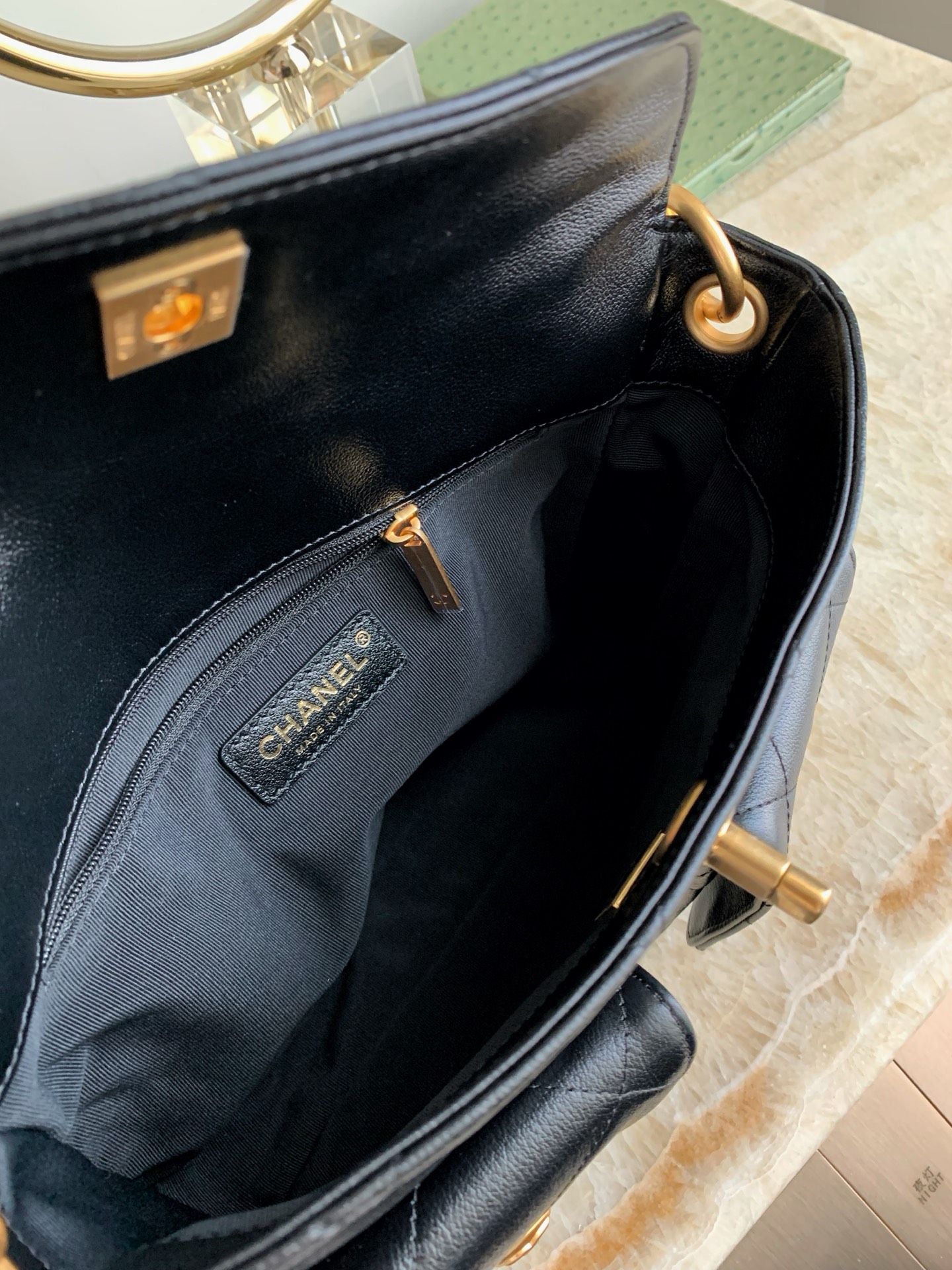 Chanel 24P Messenger Hobo Black 8