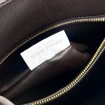 bottega-veneta-andiamo-bucket-fondant-2 Bottega Veneta Andiamo Bucket Replica Fondant - View 3 | Intrecciato Detail