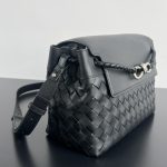bottega-veneta-andiamo-messenger-black-3 Bottega Veneta Andiamo Messenger Replica Black - View 4 | Intrecciato Detail