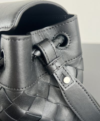 Bottega Veneta Andiamo Messenger Replica
