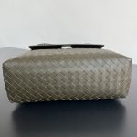 bottega-veneta-andiamo-messenger-cypress-6 Bottega Veneta Andiamo Messenger Replica Cypress - View 7 | Intrecciato Detail