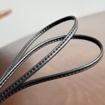 bottega-veneta-andiamo-pouch-black-7 Bottega Veneta Andiamo Pouch Replica Black - View 8 | Intrecciato Detail