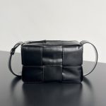 bottega veneta arco camera bag 1 Bottega Veneta Arco Camera Bag - Premium Italian Leather Replica | LuxeCarryMe