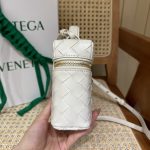 bottega-veneta-bang-bang-sea-salt-7 Bottega Veneta Bang Bang Replica Sea Salt - View 8 | Intrecciato Detail