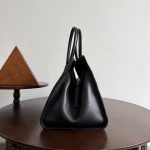 bottega-veneta-barbara-tote-black-7 Bottega Veneta Barbara Tote Replica Black - View 8 | Intrecciato Detail
