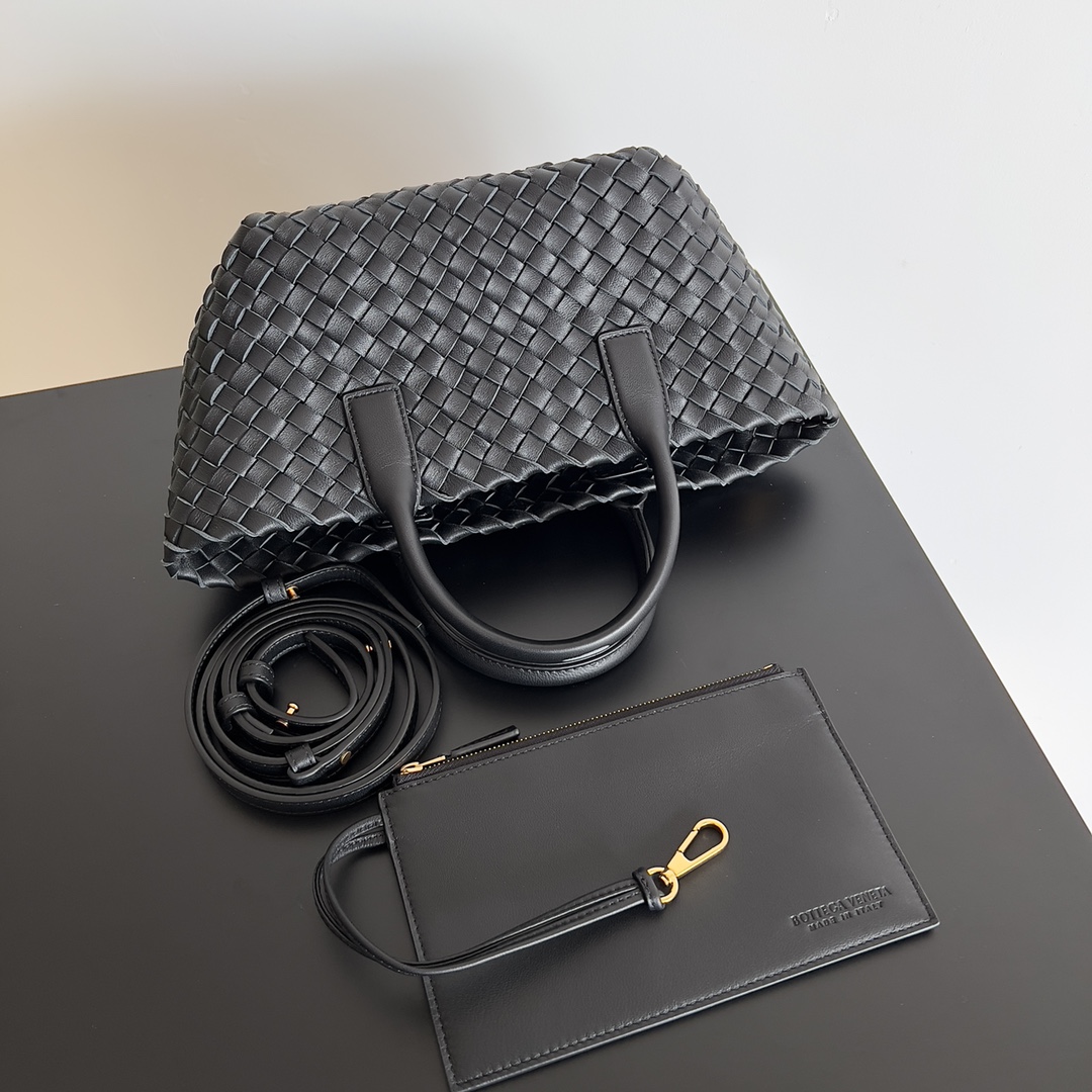 bottega-veneta-cabat-mini-black-5 Bottega Veneta Cabat Mini Replica Black - View 6 | Intrecciato Detail