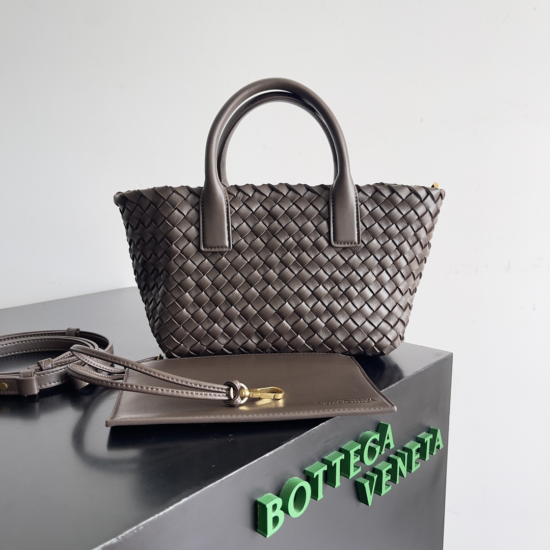 bottega-veneta-cabat-mini-fondant-1 Bottega Veneta Cabat Mini Replica Fondant - View 2 | Intrecciato Detail