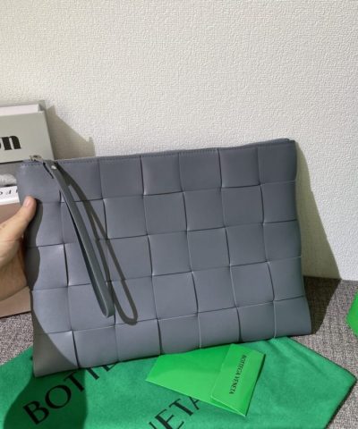 Bottega Veneta Cassette Clutch Dupe