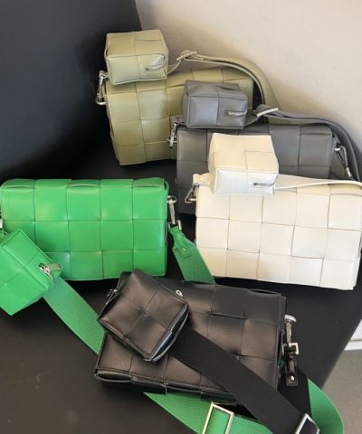 Replica Bottega Veneta Cassette With Versatile Strap