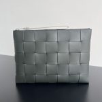 bottega veneta clutch 2 0 9 Bottega Veneta Clutch 2.0 - with accessories