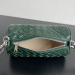 bottega veneta cylinder 5 Bottega Veneta Cylinder - back view