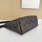bottega-veneta-diago-hobo-fondant-2 Bottega Veneta Diago Hobo Replica Fondant - View 3 | Intrecciato Detail