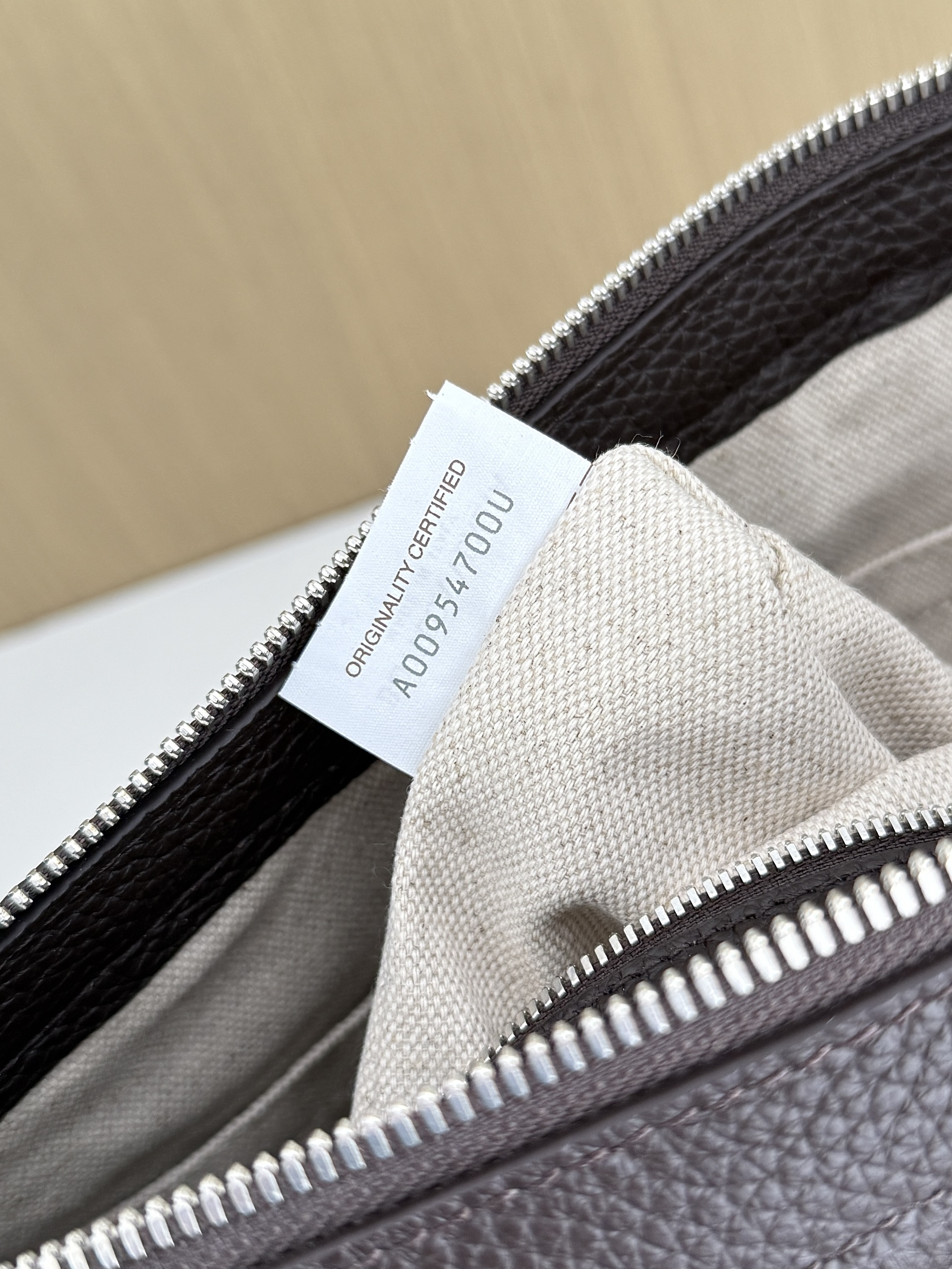 bottega-veneta-diago-hobo-fondant-8 Bottega Veneta Diago Hobo Replica Fondant - View 9 | Intrecciato Detail