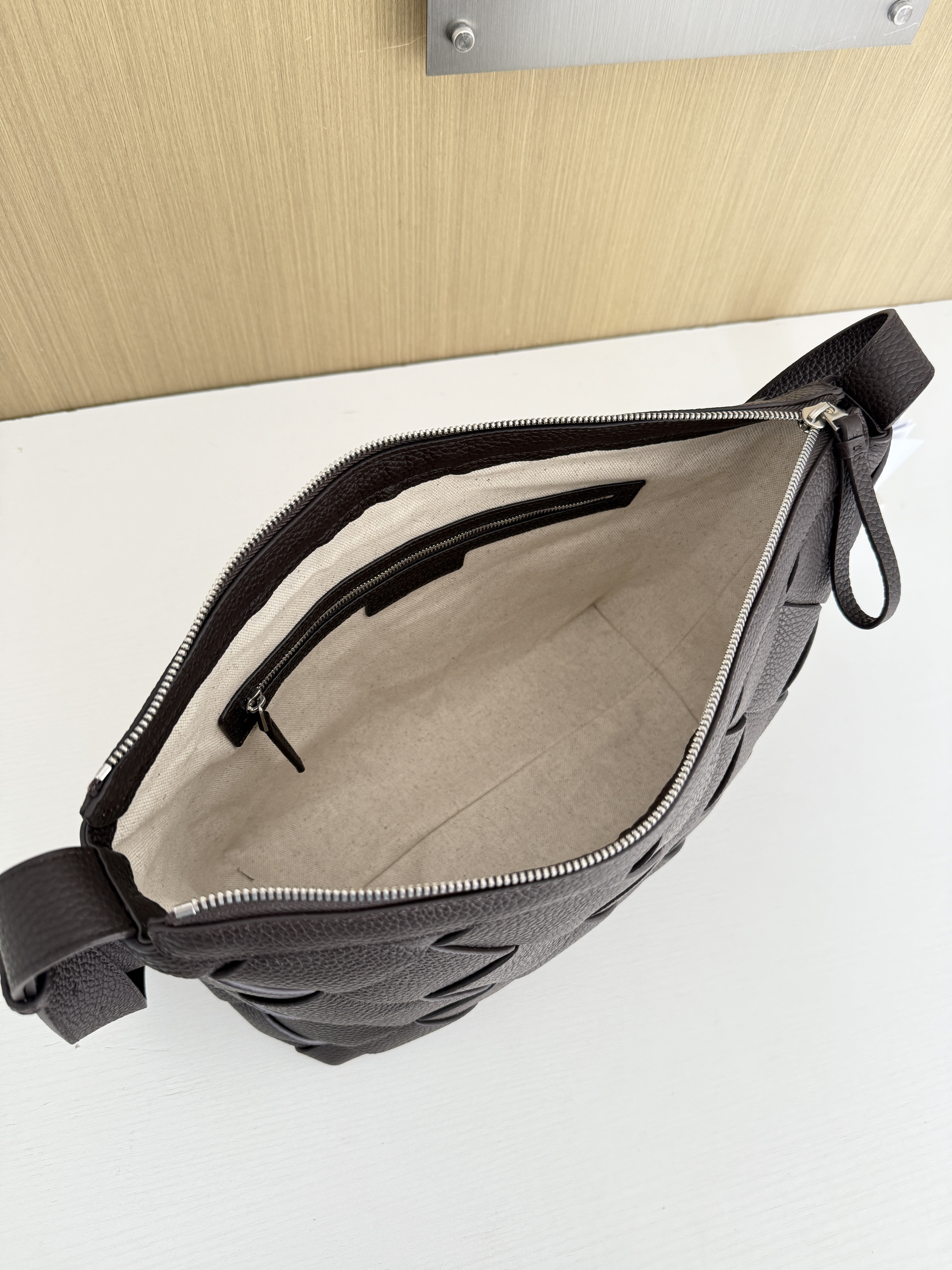 bottega-veneta-diago-hobo-fondant-9 Bottega Veneta Diago Hobo Replica Fondant - View 10 | Intrecciato Detail