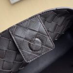 bottega-veneta-east-west-andiamo-fondant-4 Bottega Veneta East West Andiamo Replica Fondant - View 5 | Intrecciato Detail