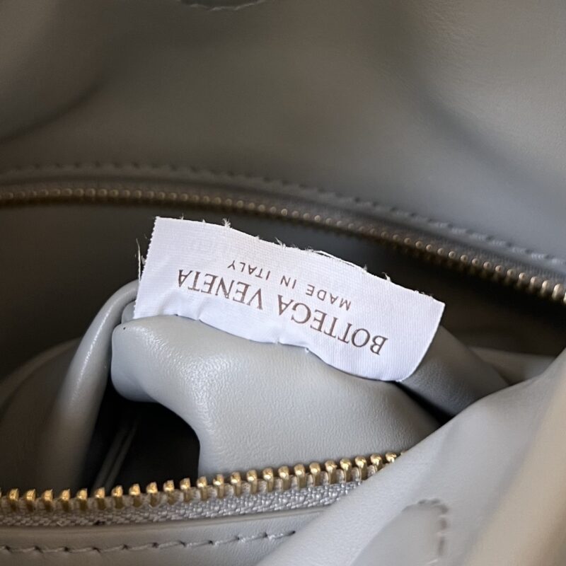 bottega veneta hop wave 9 Bottega Veneta Hop Wave - with accessories