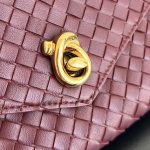 bottega-veneta-knot-lock-barolo-9 Bottega Veneta Knot Lock Replica Barolo - View 10 | Intrecciato Detail