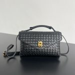 bottega-veneta-knot-lock-black-1 Bottega Veneta Knot Lock Replica Black - View 2 | Intrecciato Detail