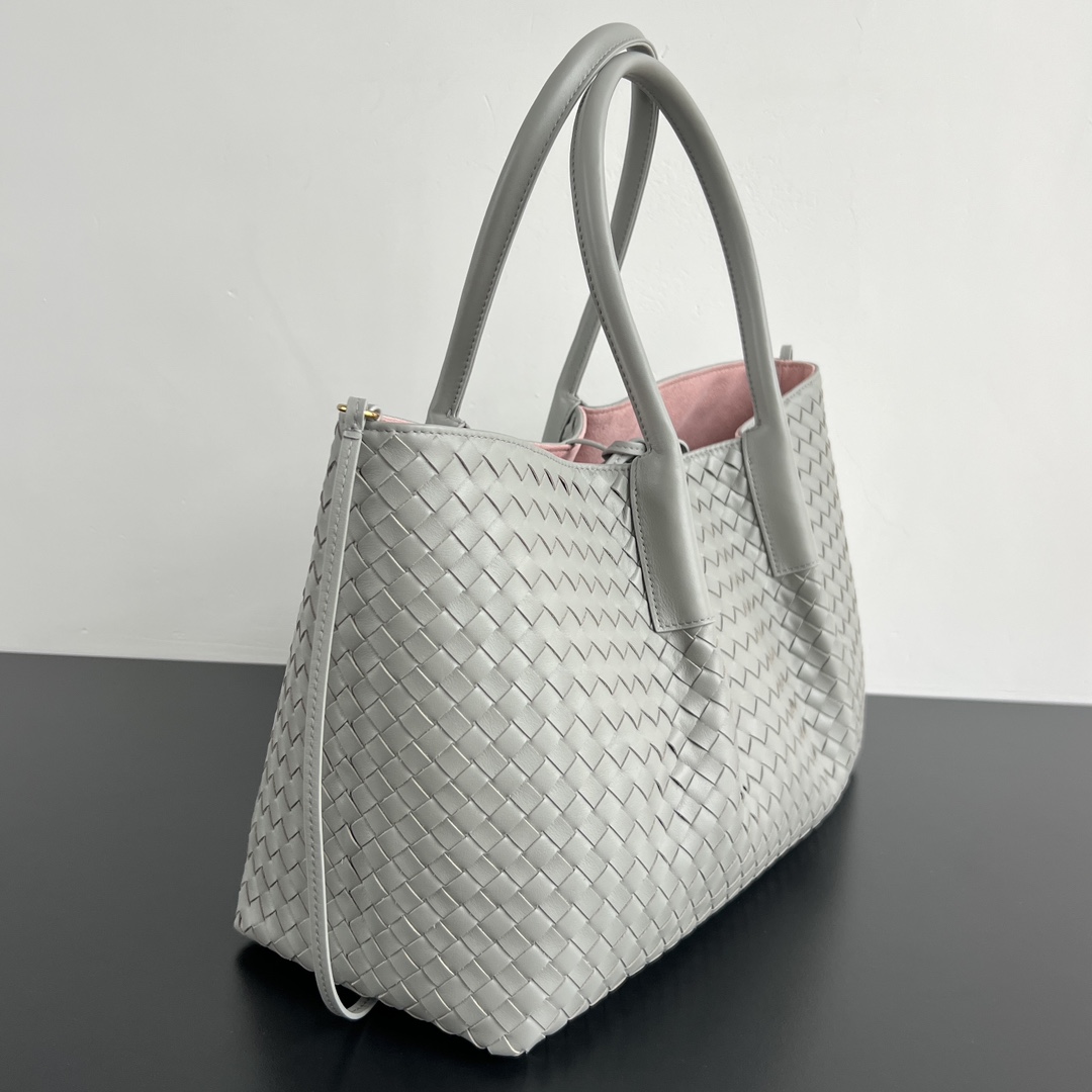 Bottega Veneta Pinacoteca Medium Replica Basalt - View 8 | Intrecciato Detail
