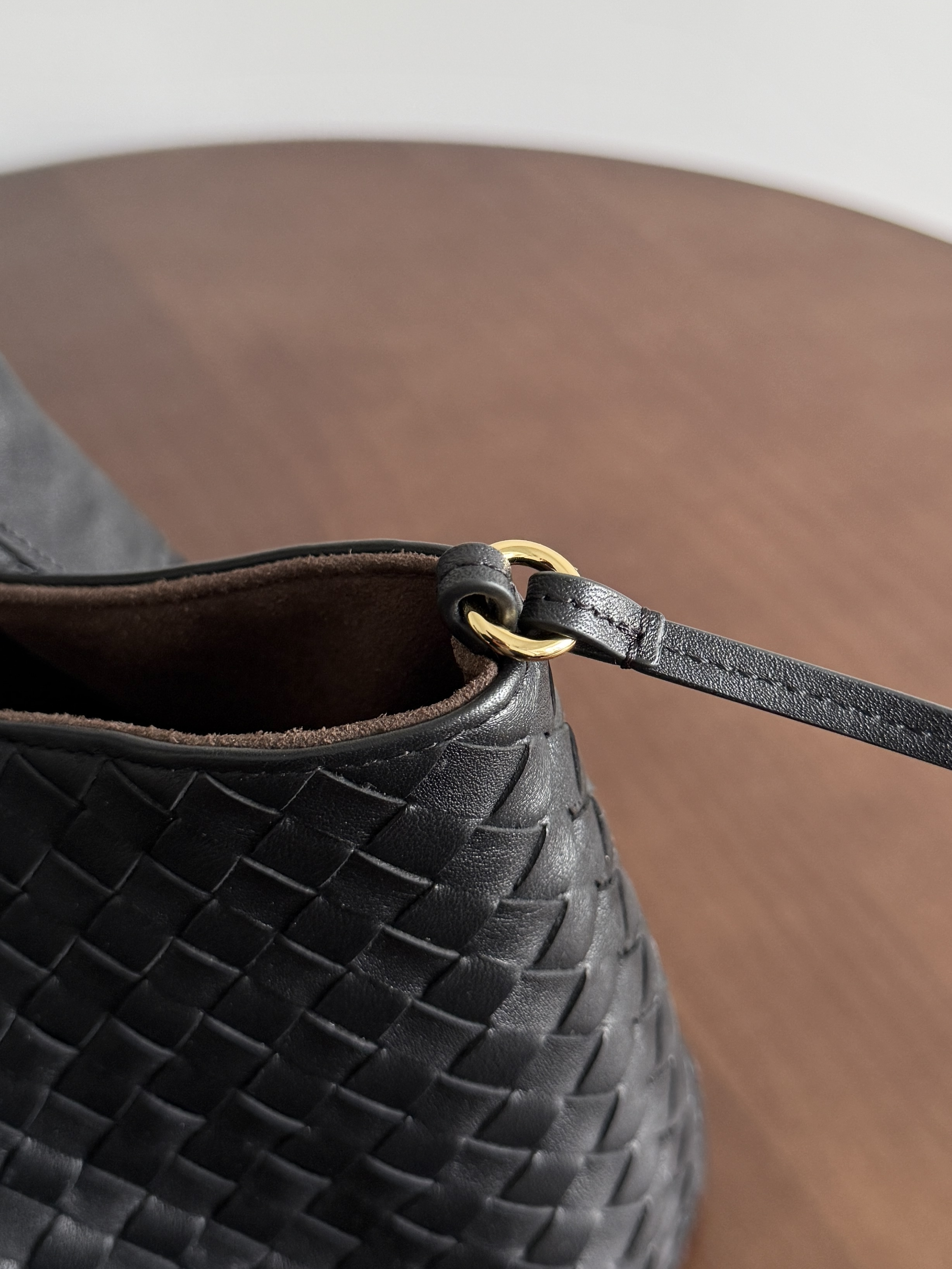 Bottega Veneta Pinacoteca Medium Replica Black - View 7 | Intrecciato Detail