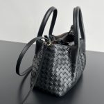 Bottega Veneta Pinacoteca Small Replica Black - View 6 | Intrecciato Detail