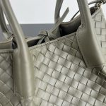 Bottega Veneta Pinacoteca Small Replica Pickle - View 6 | Intrecciato Detail