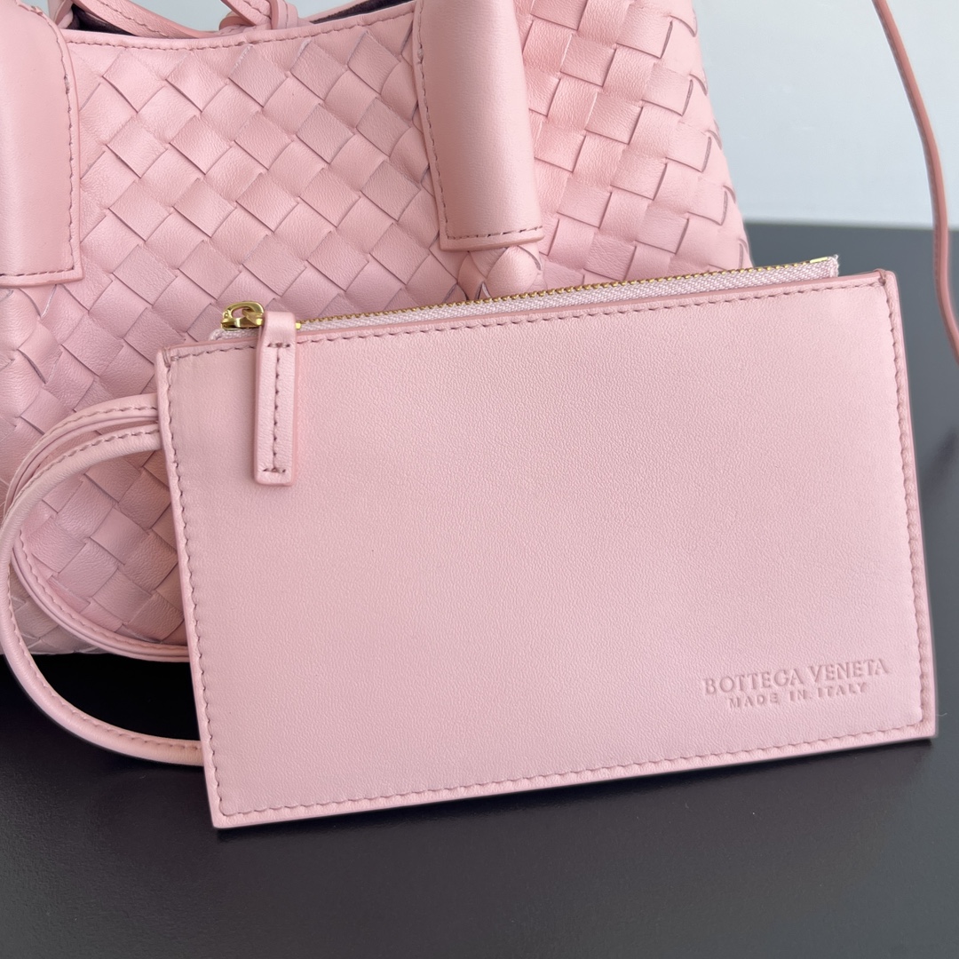 Bottega Veneta Pinacoteca Small Replica Pink - View 8 | Intrecciato Detail