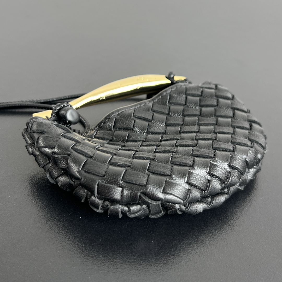 Bottega Veneta Sardine Mini Black - View 9 | Intrecciato Detail