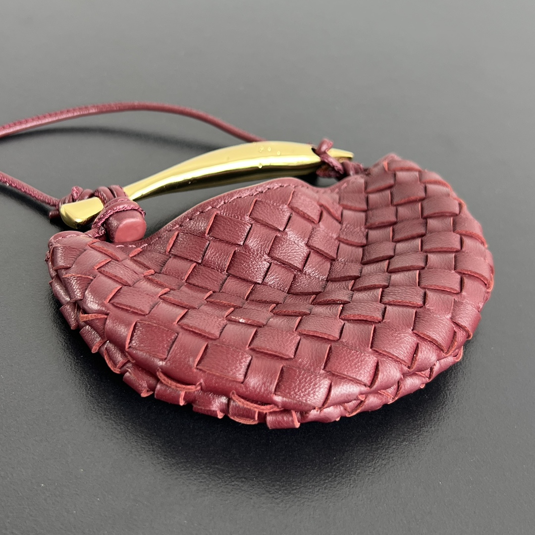 Bottega Veneta Sardine Mini Burgundy - View 6 | Intrecciato Detail