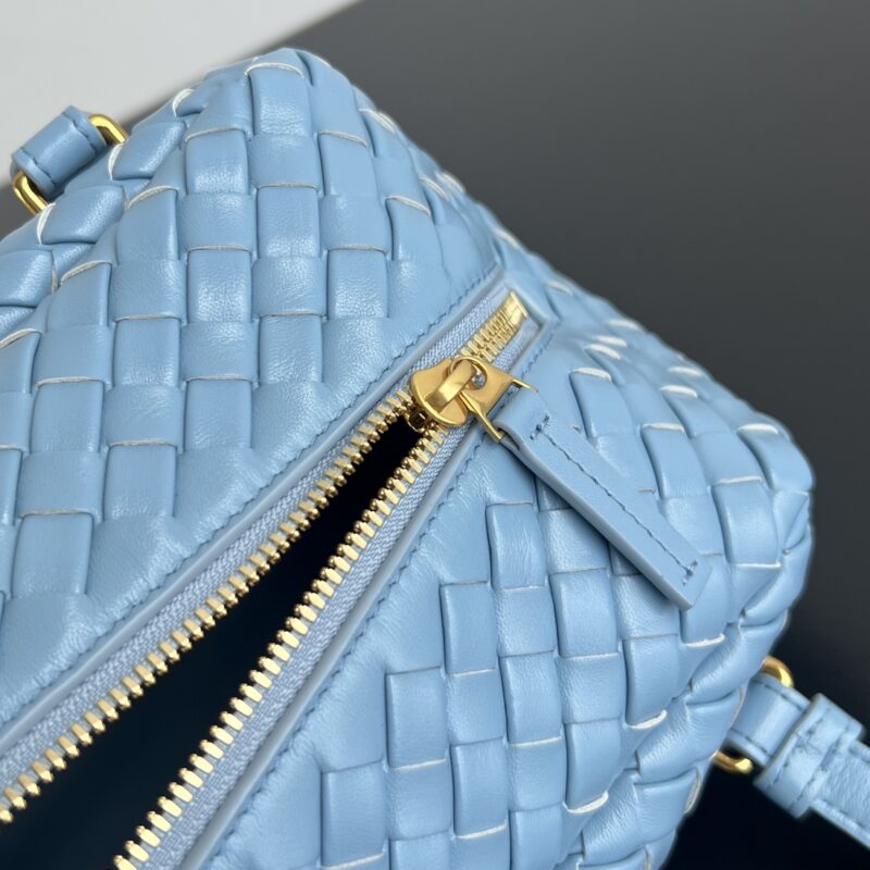 bottega veneta shoulder bag 3