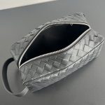 Bottega Veneta Toiletry Bag - strap detail