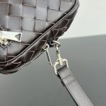bottega veneta wristband clutch 9 Bottega Veneta Wristband Clutch Fondant - View 8 | Intrecciato Detail