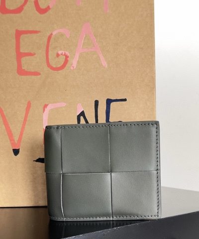 Bottega Veneta Cassette Wallet in Graphite - Italian Leather Replica