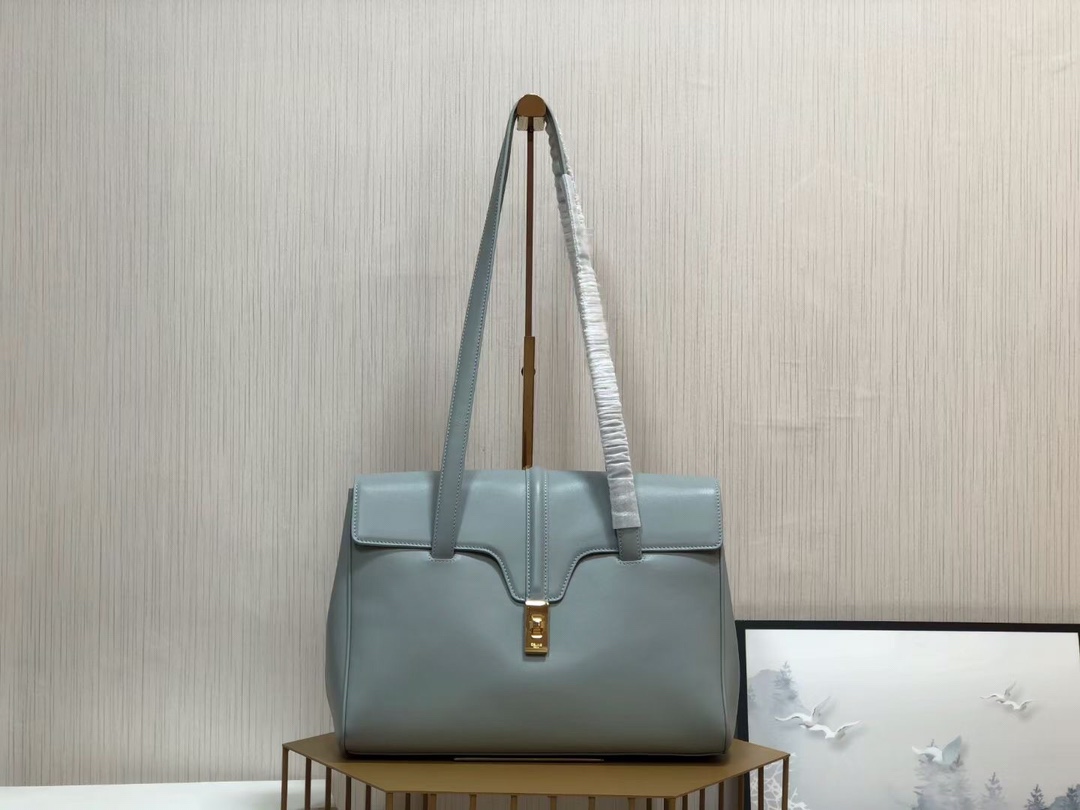 celine-medium-16-azure-6 Celine Medium 16 Bag - front view