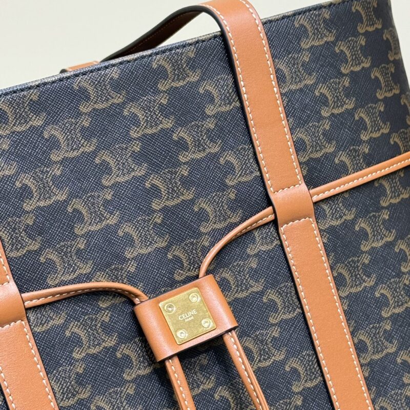 Celine Triomphe Horizontal Cabas Gallery 5 Celine Triomphe Horizontal Cabas Gallery 5 - Replica Celine Bag
