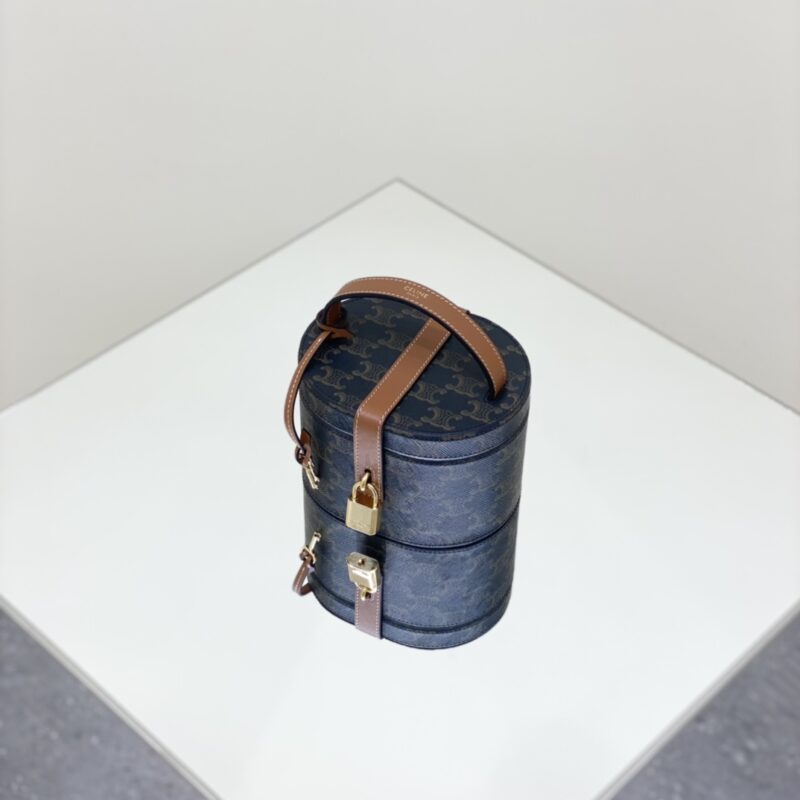 Celine Triomphe Moonlight Box Gallery 5 Celine Triomphe Moonlight Box Gallery 5 - Replica Celine Bag