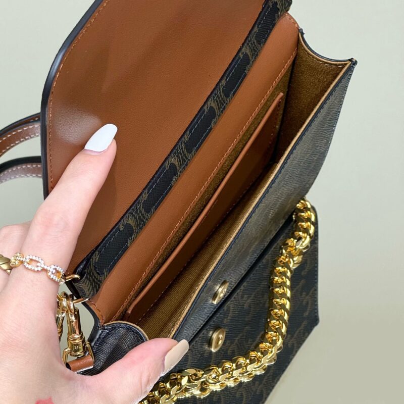 Celine Triomphe Multipochette Gallery 1 Celine Triomphe Multipochette Gallery 1 - Replica Celine Bag