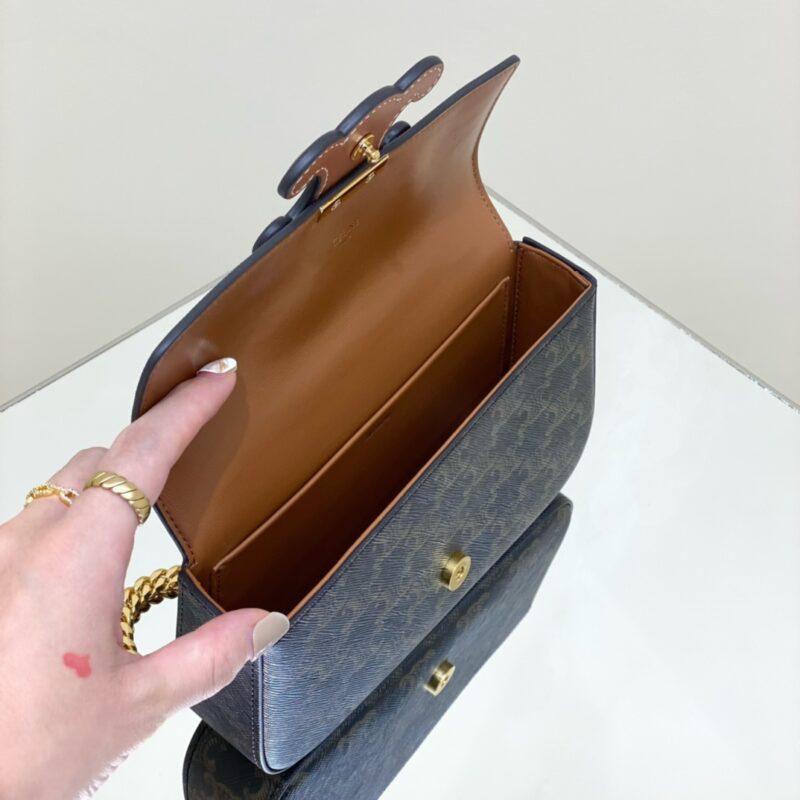 Celine Triomphe Underarm Bag Gallery 6 Celine Triomphe Underarm Bag Gallery 6 - Replica Celine Bag