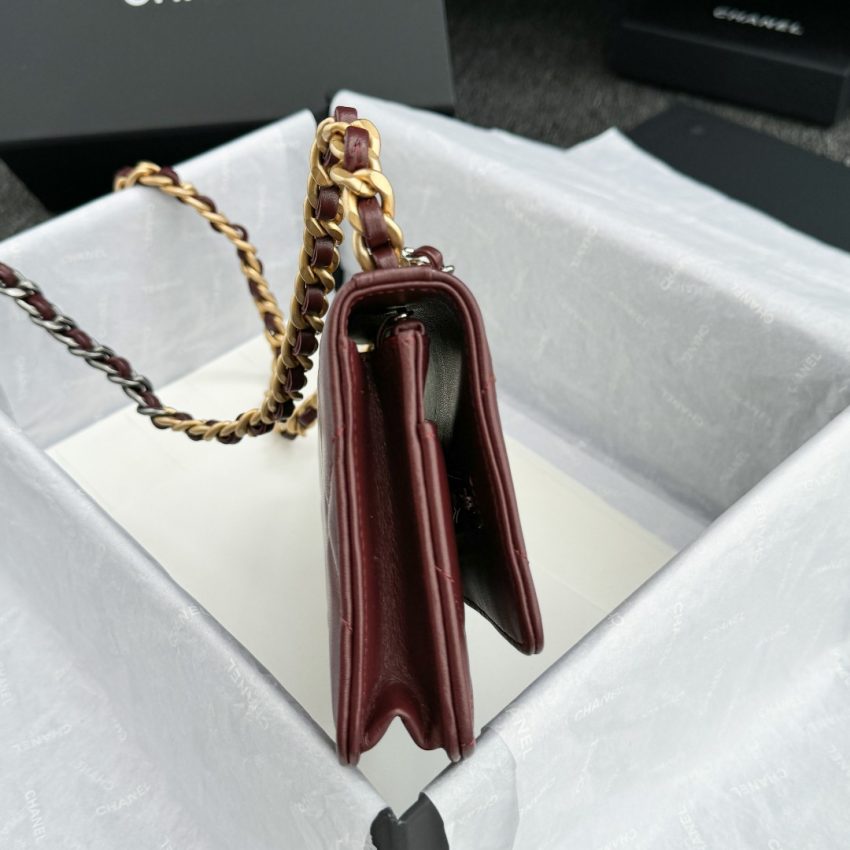 chanel-19-wallet-on-chain-gallery-5 CHANEL 19 Wallet on Chain - chanel woc dupe detail 9