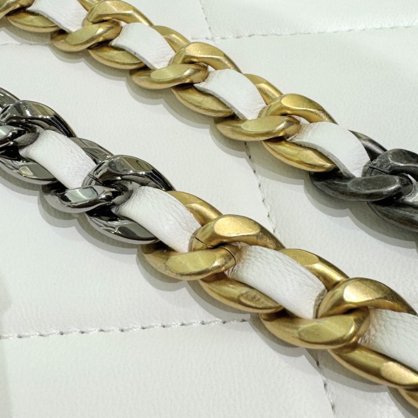 chanel-19-wallet-on-chain-white-gallery-5 CHANEL 19 Wallet on Chain White - chanel wallet on chain dupe detail 9