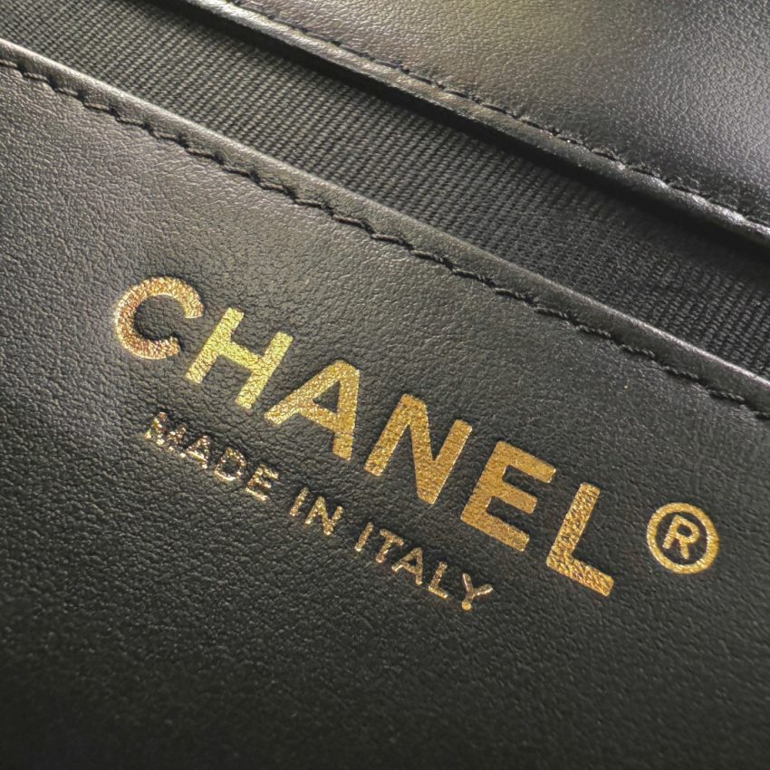chanel-23-patent-box-bag-gallery-8 CHANEL 23 Patent Box Bag - fake chanel box bag detail 15