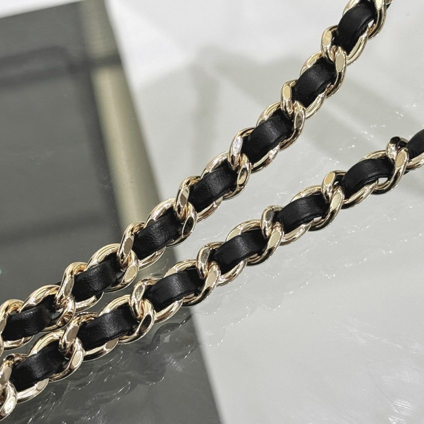 chanel-23-patent-box-bag-gallery-9 CHANEL 23 Patent Box Bag - fake chanel box bag detail 17