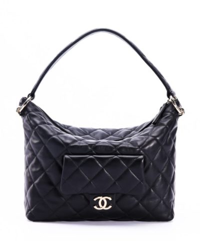 CHANEL 23B Hobo-väska under armarna