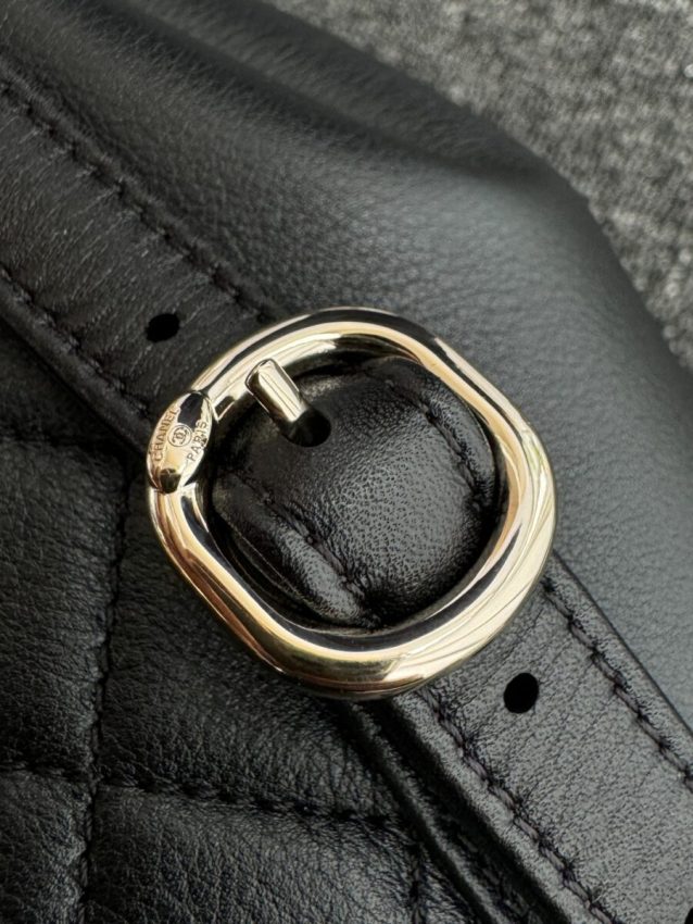 chanel-23c-backpack-small-black-gallery-10 CHANEL 23C Backpack Small Black - chanel backpack dupe detail 28