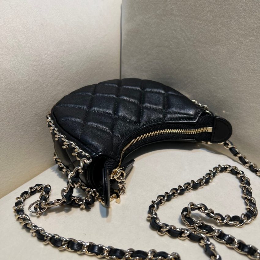 chanel-23p-chain-around-crescent-hobo-gallery-8 CHANEL 23P Chain Around Crescent Hobo - chanel hobo bag dupe detail 15