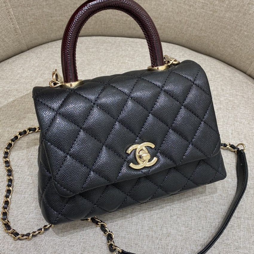 Chanel 23p Coco Lizard Handle 7 CHANEL 23P Coco Lizard Handle - chanel coco lizard replica detail 6