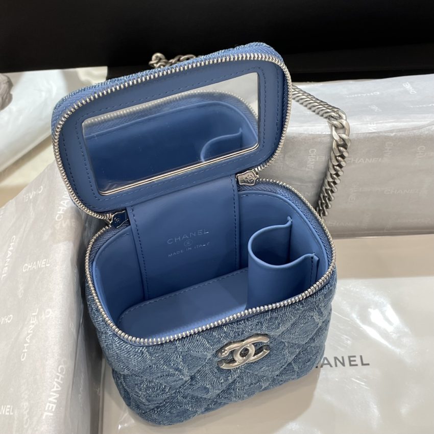 Chanel 23p Lipstick Bag Denim 3 CHANEL 23P Lipstick Bag Denim - chanel lipstick denim dupe detail 2