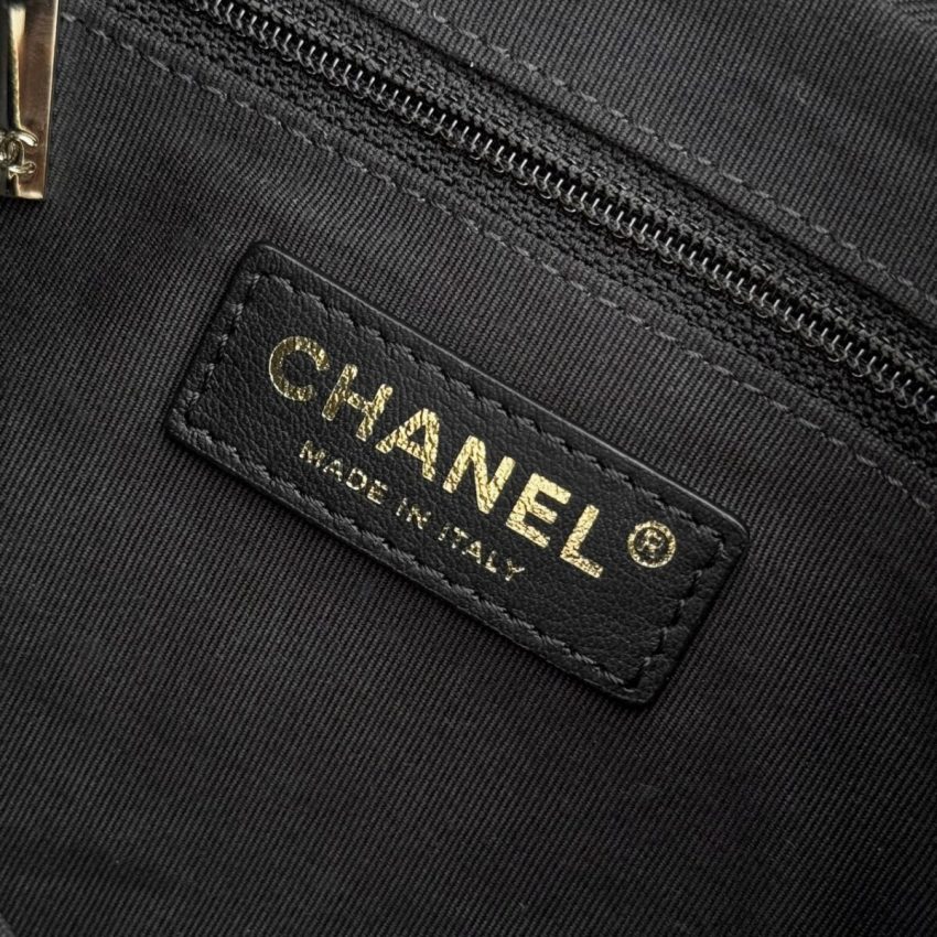 chanel-24p-dumpling-bag-black-gallery-6 CHANEL 24p Dumpling Bag Black - chanel dumpling bag dupe detail 11