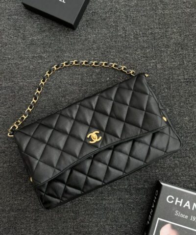 CHANEL 24p Hobo Underarm Bag